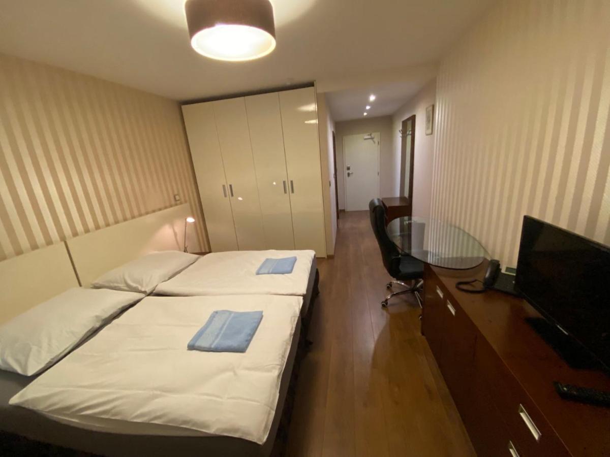 Golden Fish Apartmany Xia 比尔森 外观 照片